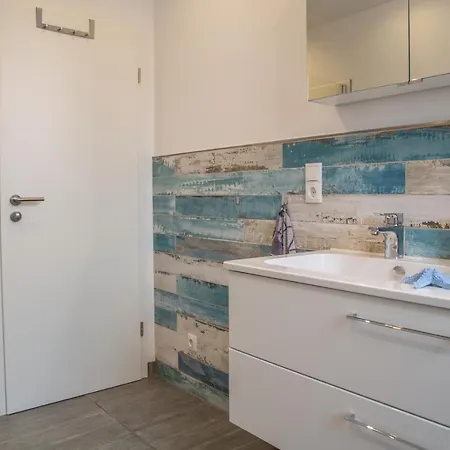 50065 Deichkajüte 1 Ferienhaus